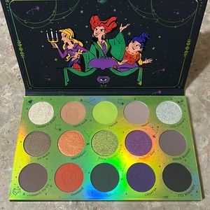 New - Hocus Pocus 2 - Colourpop Pressed Powder Palette